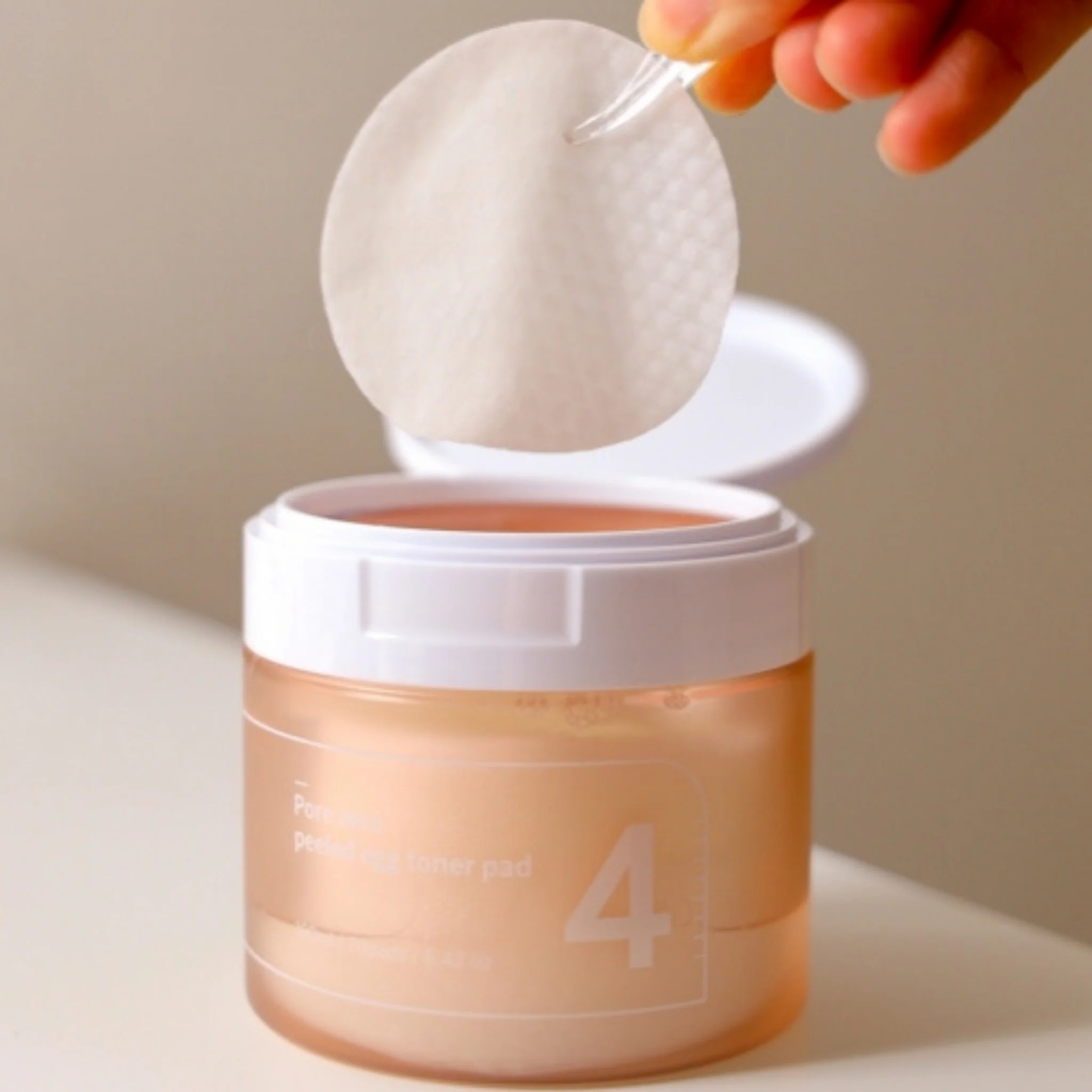 NUMBUZIN No.4 Pore Zero Peeled Egg Toner Pad 70pcs